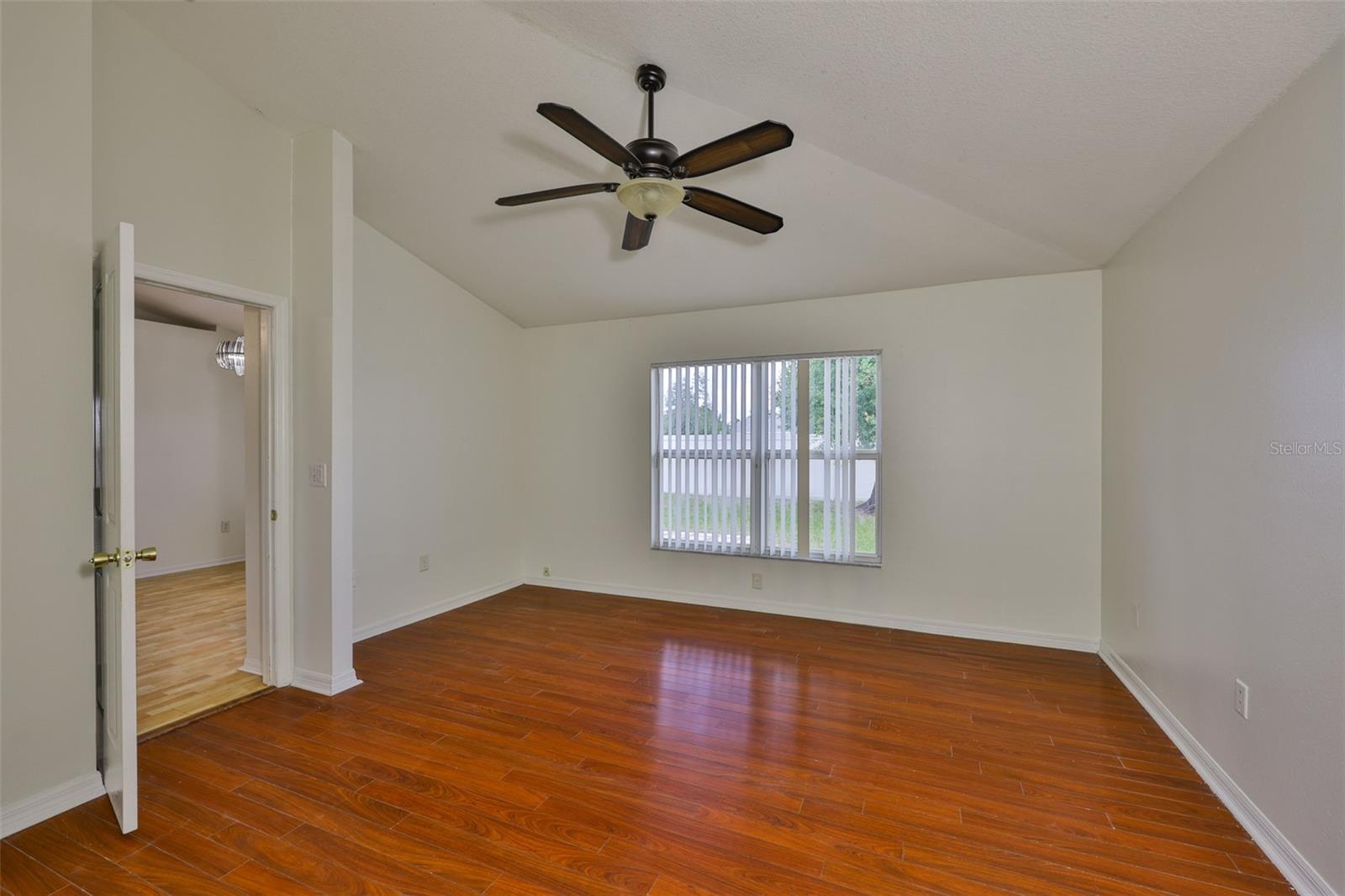 Image 19 of 40 For 1611 Bondurant Way
