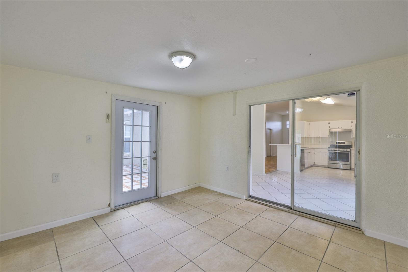 Image 32 of 40 For 1611 Bondurant Way