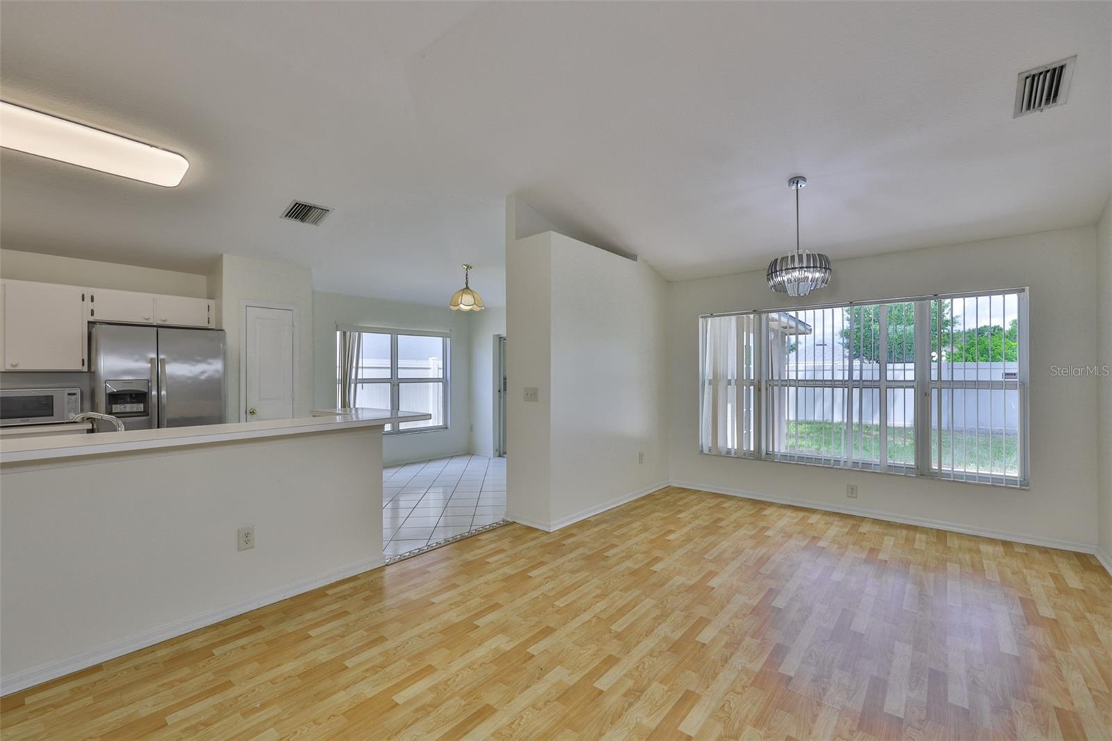 Image 7 of 40 For 1611 Bondurant Way