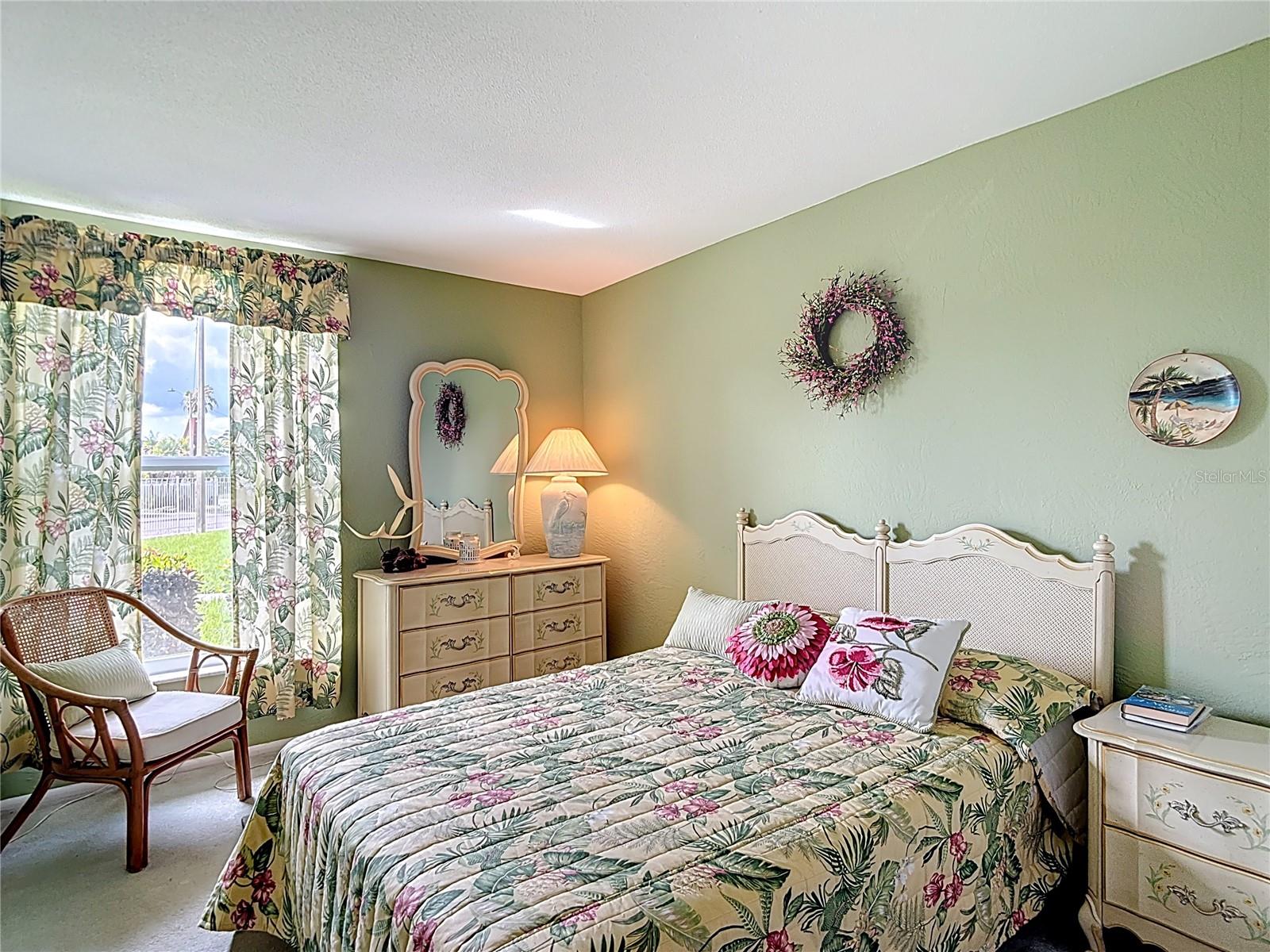Image 23 of 40 For 4360 Tahitian Gardens Circle H