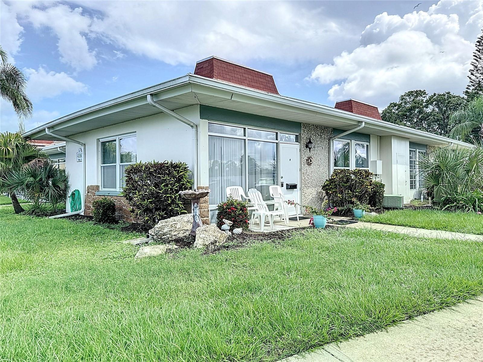 Image 4 of 40 For 4360 Tahitian Gardens Circle H