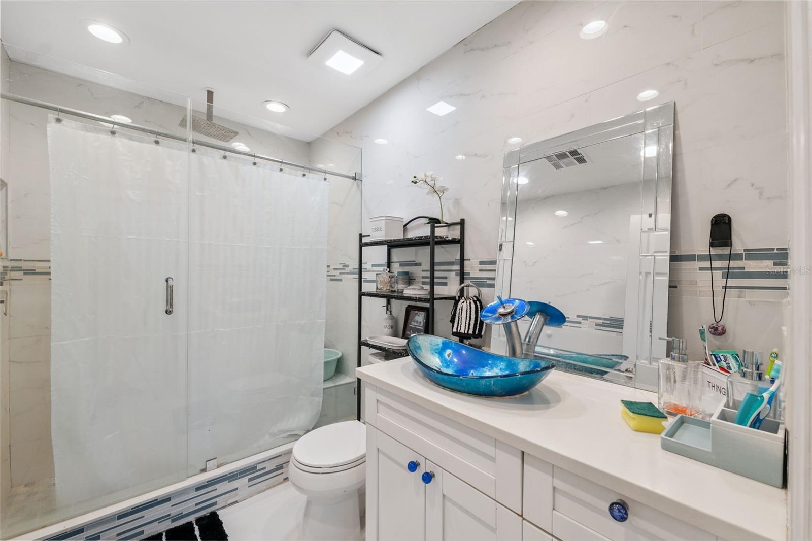 Image 17 of 28 For 4527 Redcoat Drive