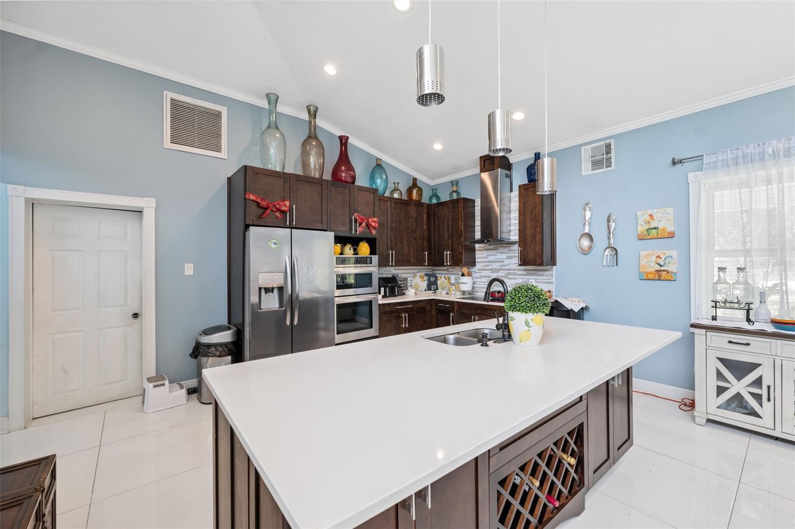 Image 7 of 28 For 4527 Redcoat Drive