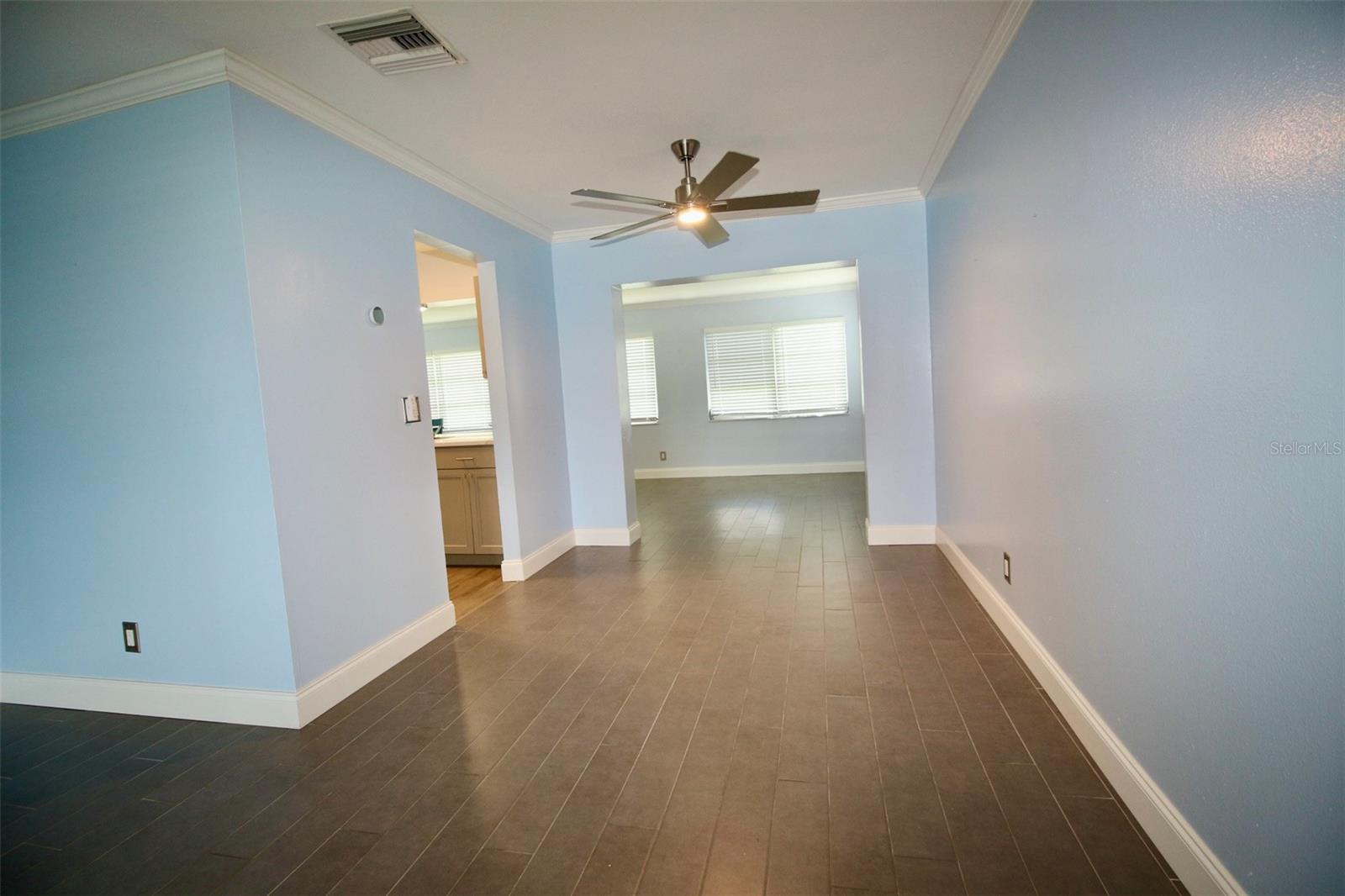 Image 12 of 47 For 3643 Mainlands Boulevard N