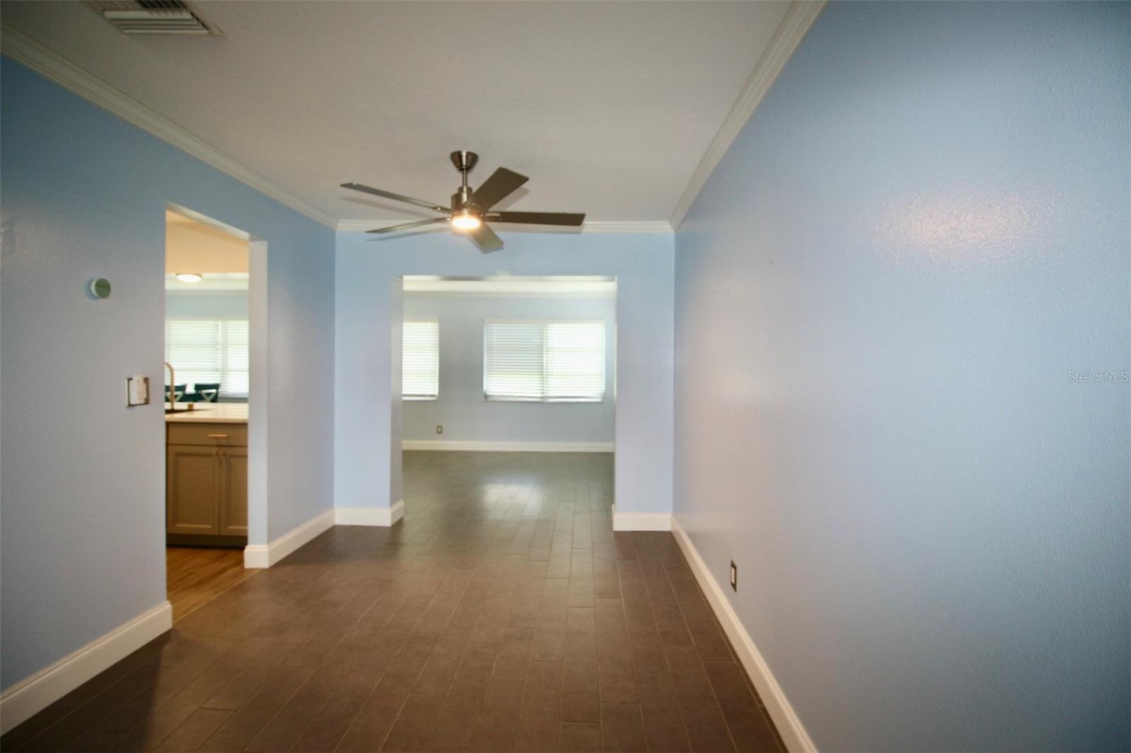 Image 13 of 47 For 3643 Mainlands Boulevard N