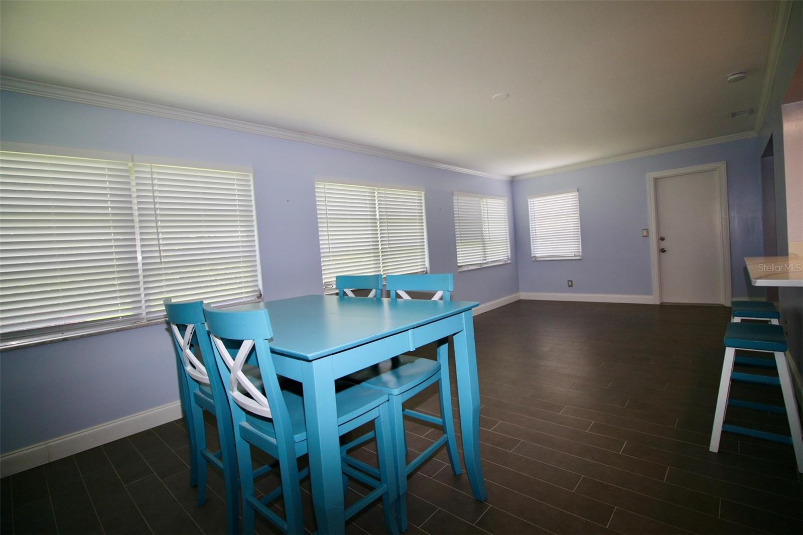 Image 18 of 47 For 3643 Mainlands Boulevard N