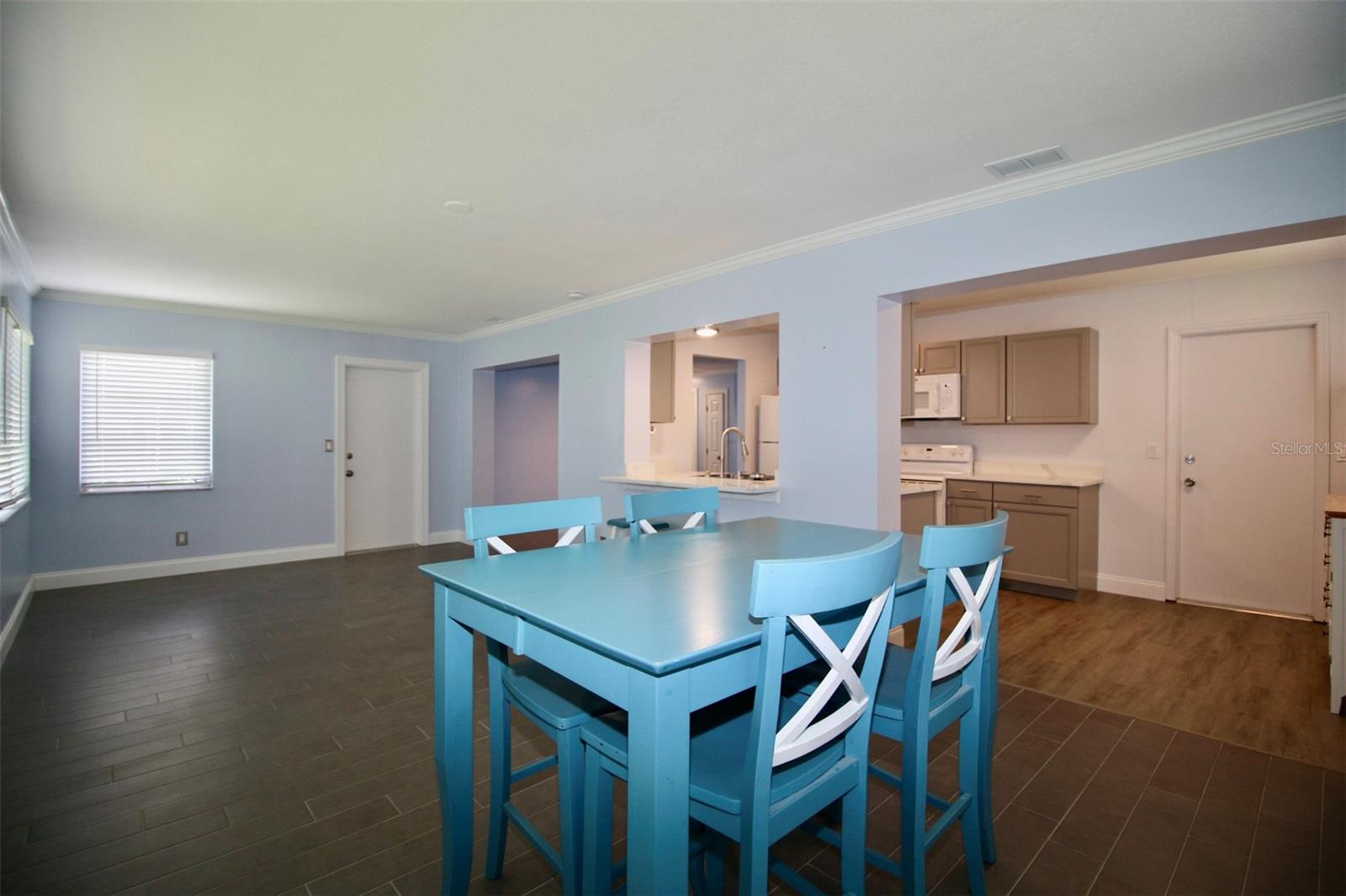 Image 19 of 47 For 3643 Mainlands Boulevard N