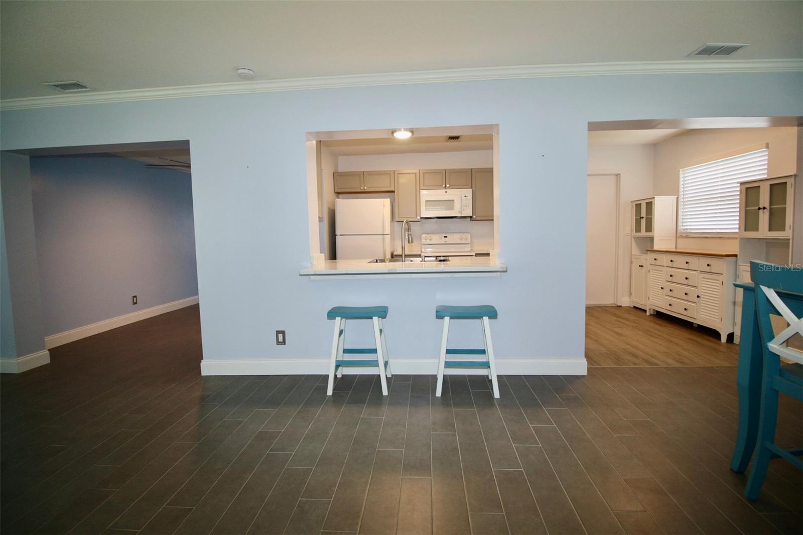 Image 20 of 47 For 3643 Mainlands Boulevard N