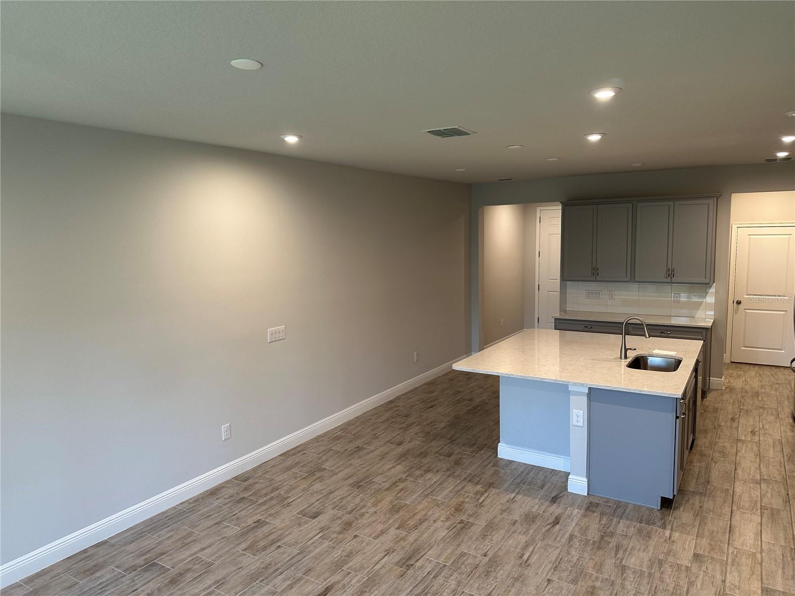 Image 5 of 21 For 6050 Grand Sonata Avenue