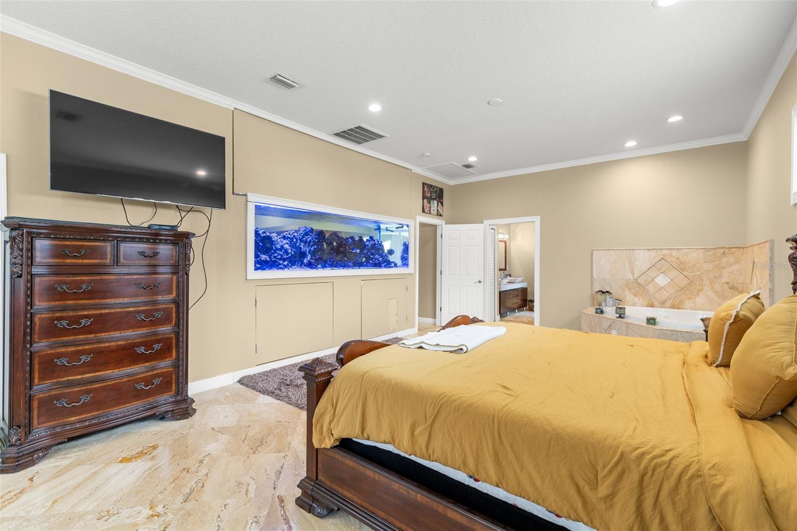 Image 13 of 37 For 417 Vine Keeper Court
