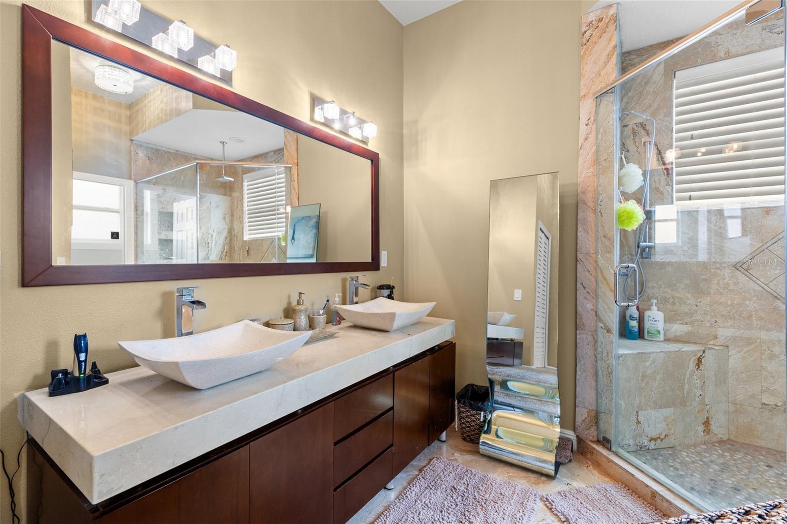 Image 14 of 37 For 417 Vine Keeper Court