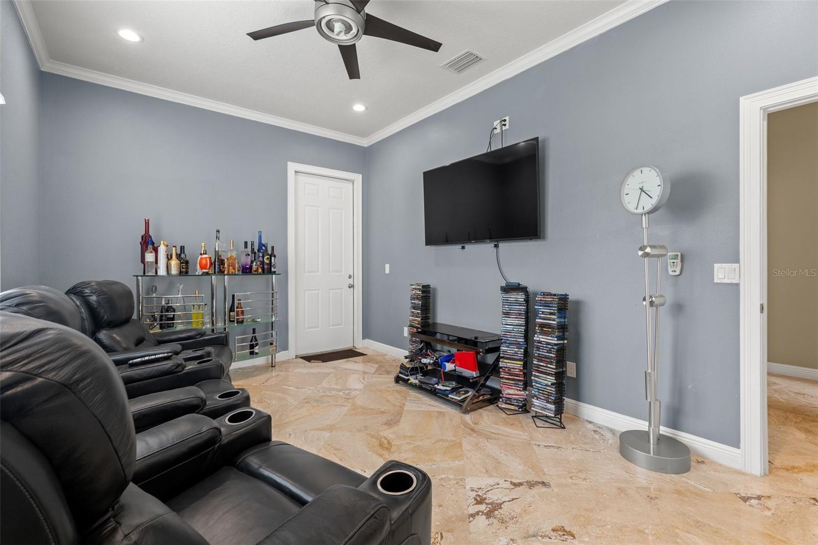 Image 18 of 37 For 417 Vine Keeper Court