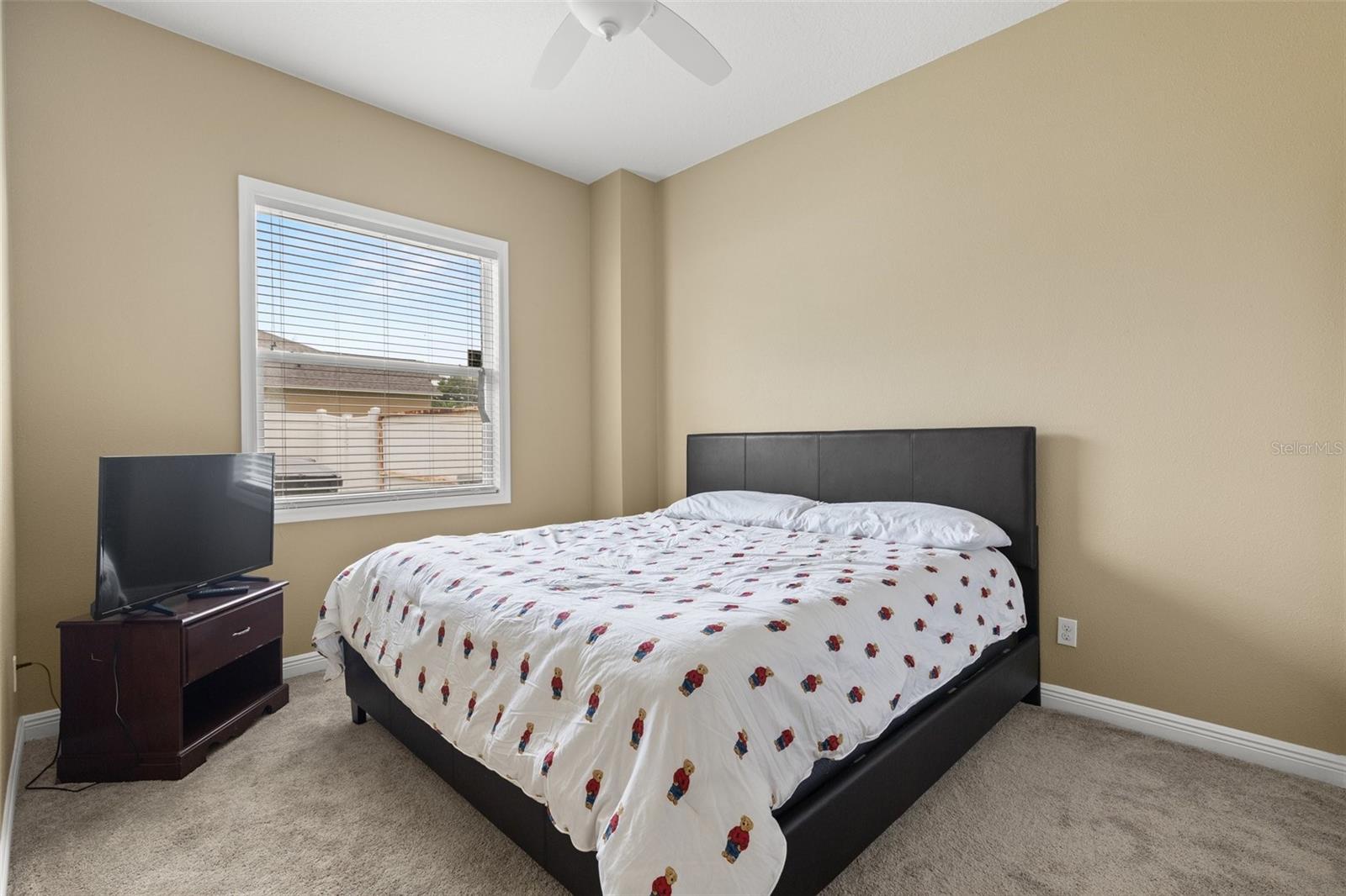 Image 22 of 37 For 417 Vine Keeper Court