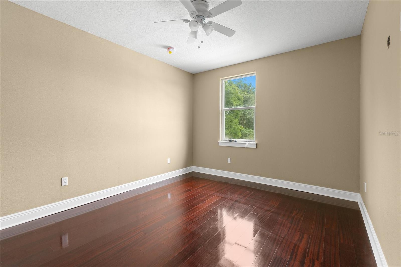 Image 35 of 37 For 417 Vine Keeper Court