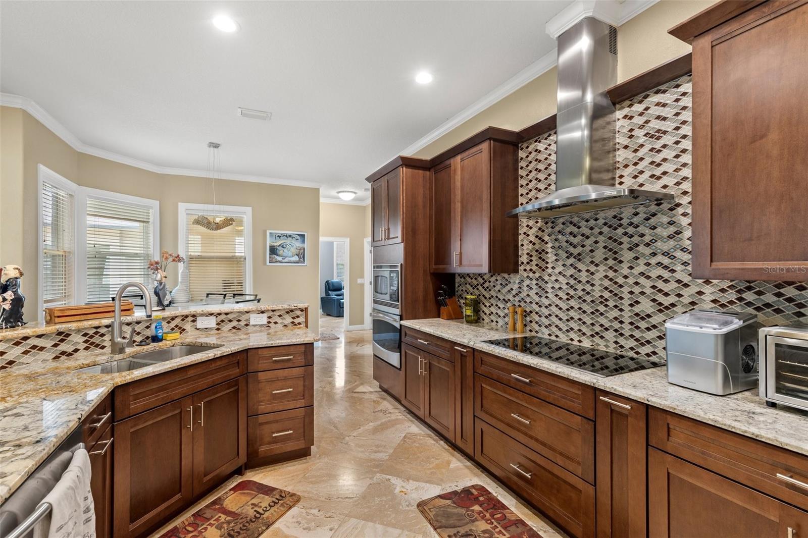 Image 7 of 37 For 417 Vine Keeper Court
