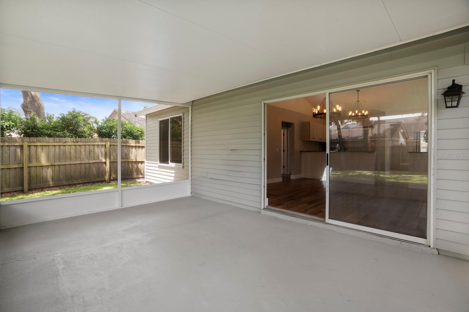 Image 22 of 29 For 4335 Barret Avenue