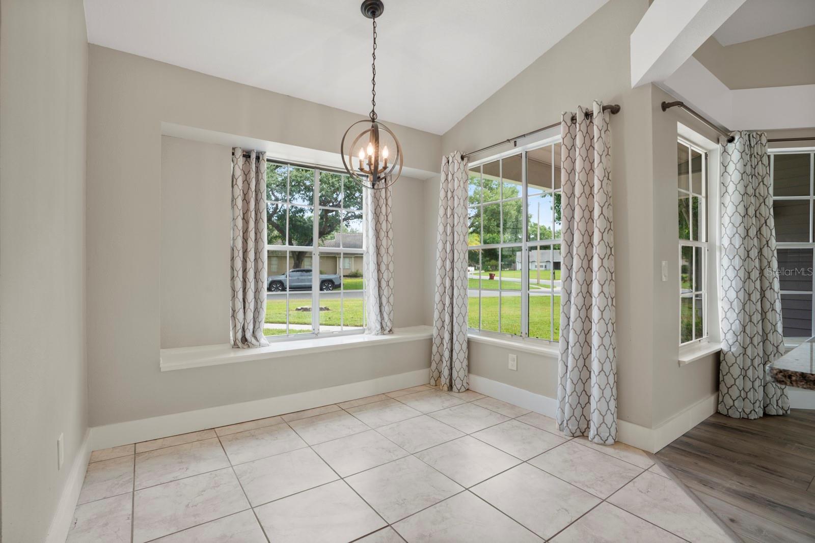 Image 6 of 29 For 4335 Barret Avenue