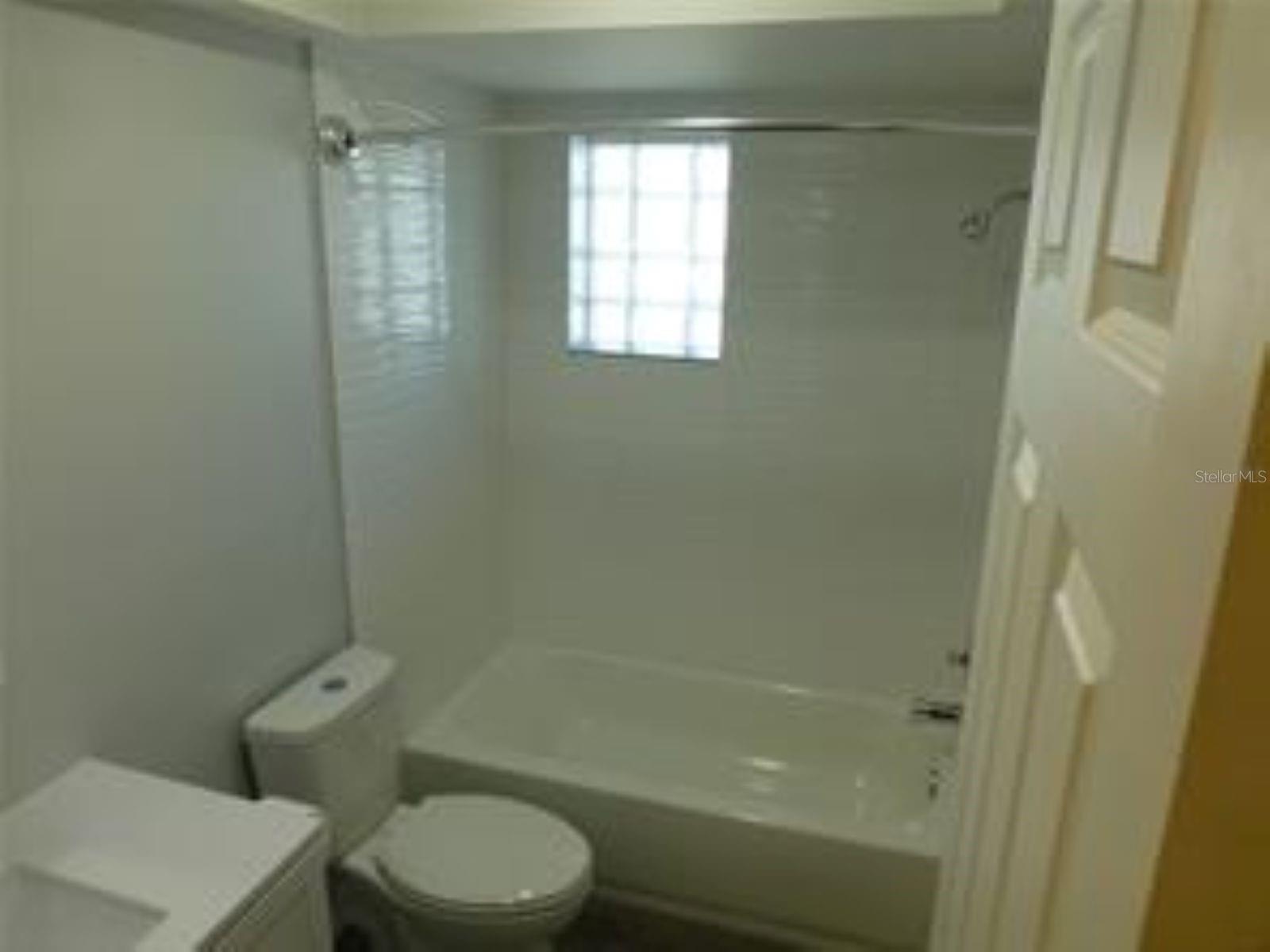 Image 11 of 17 For 321 Jeru Boulevard A
