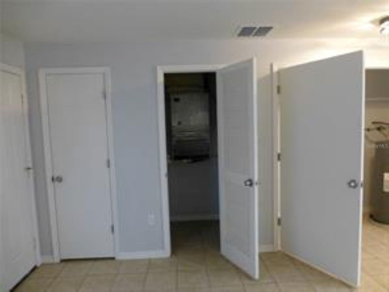 Image 6 of 17 For 321 Jeru Boulevard A