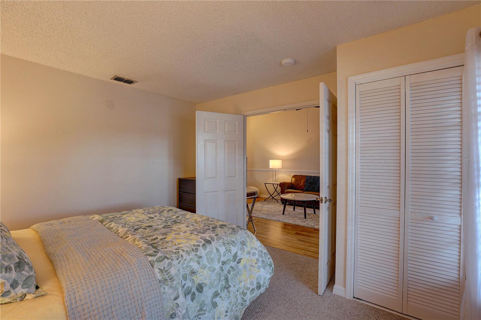 Image 22 of 35 For 4515 Whitton Way 131