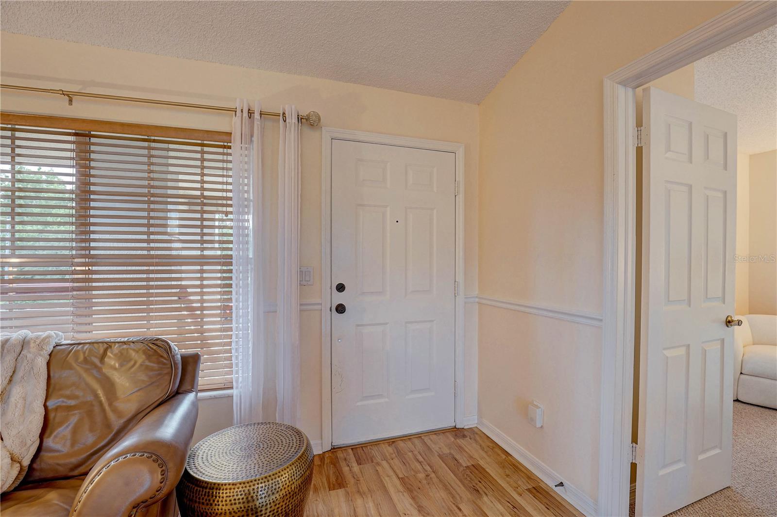 Image 6 of 35 For 4515 Whitton Way 131