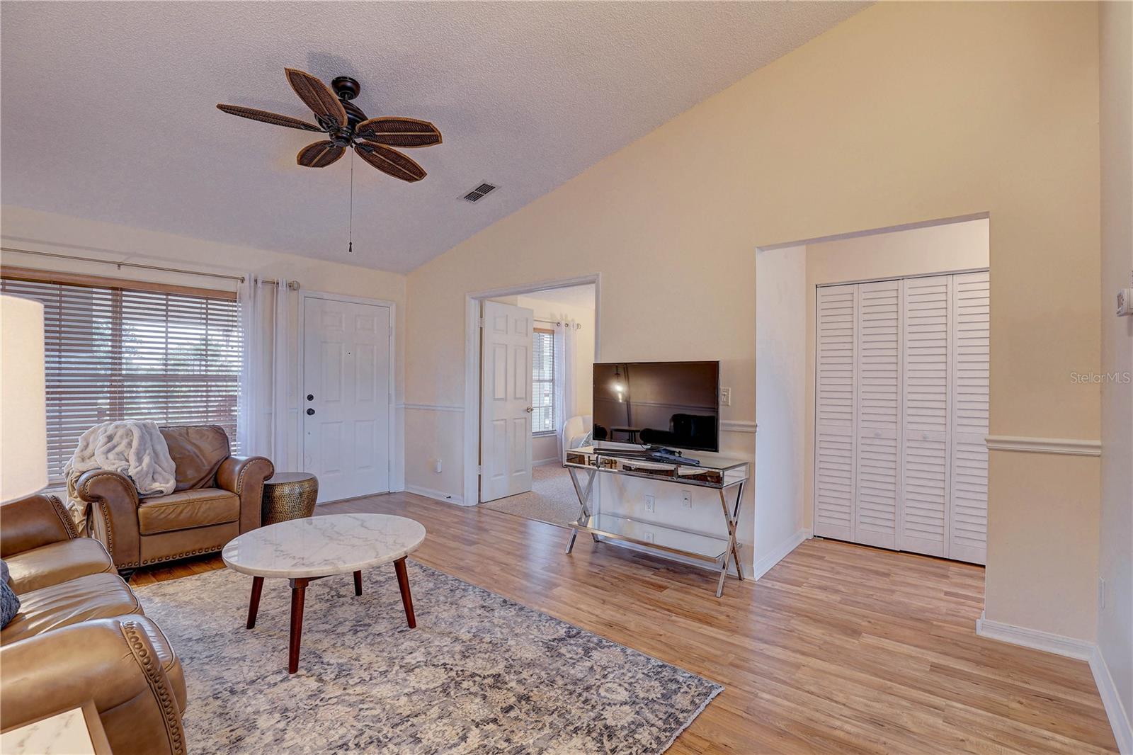 Image 9 of 35 For 4515 Whitton Way 131