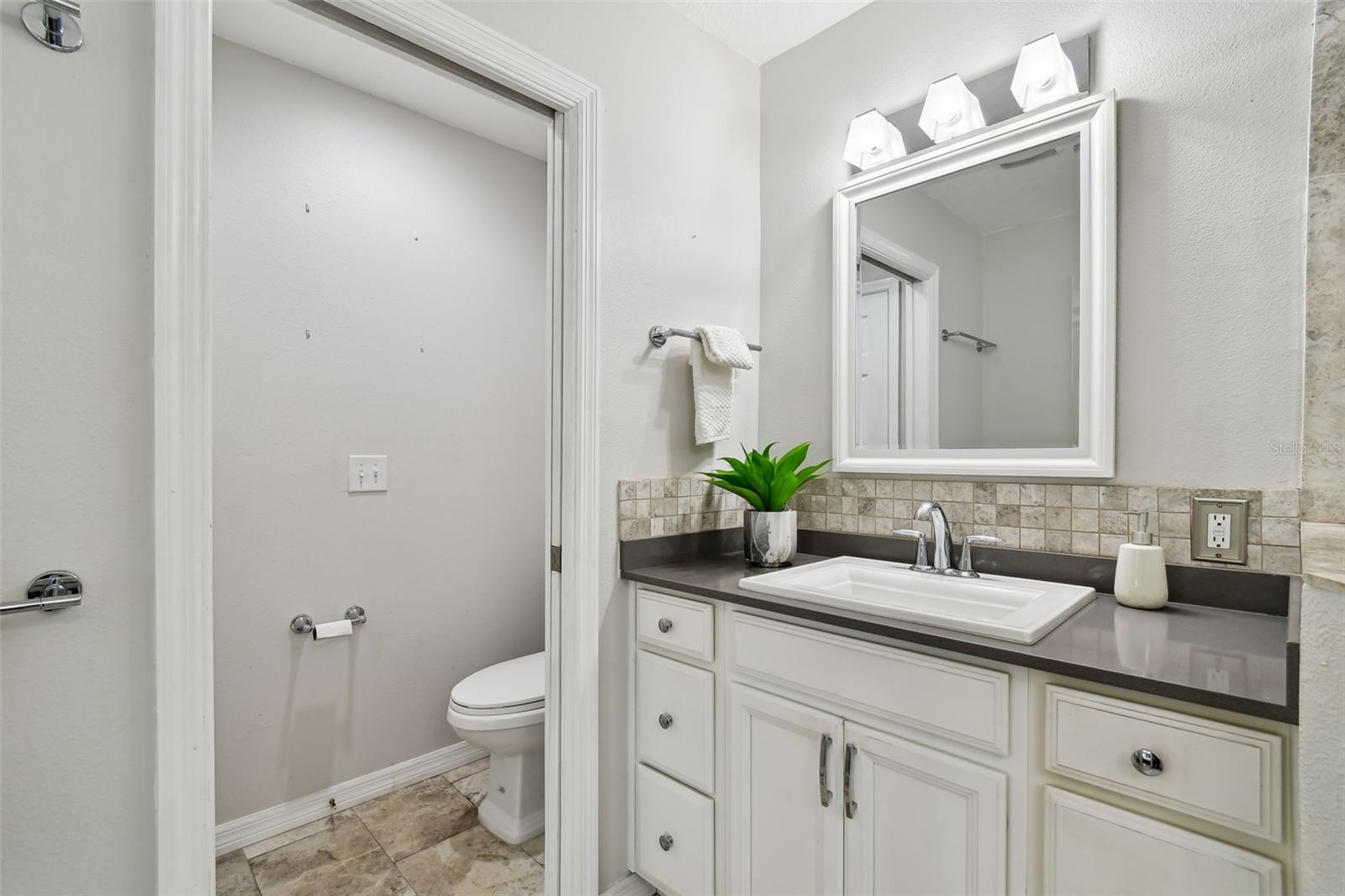 Image 21 of 39 For 5004 12th Avenue S