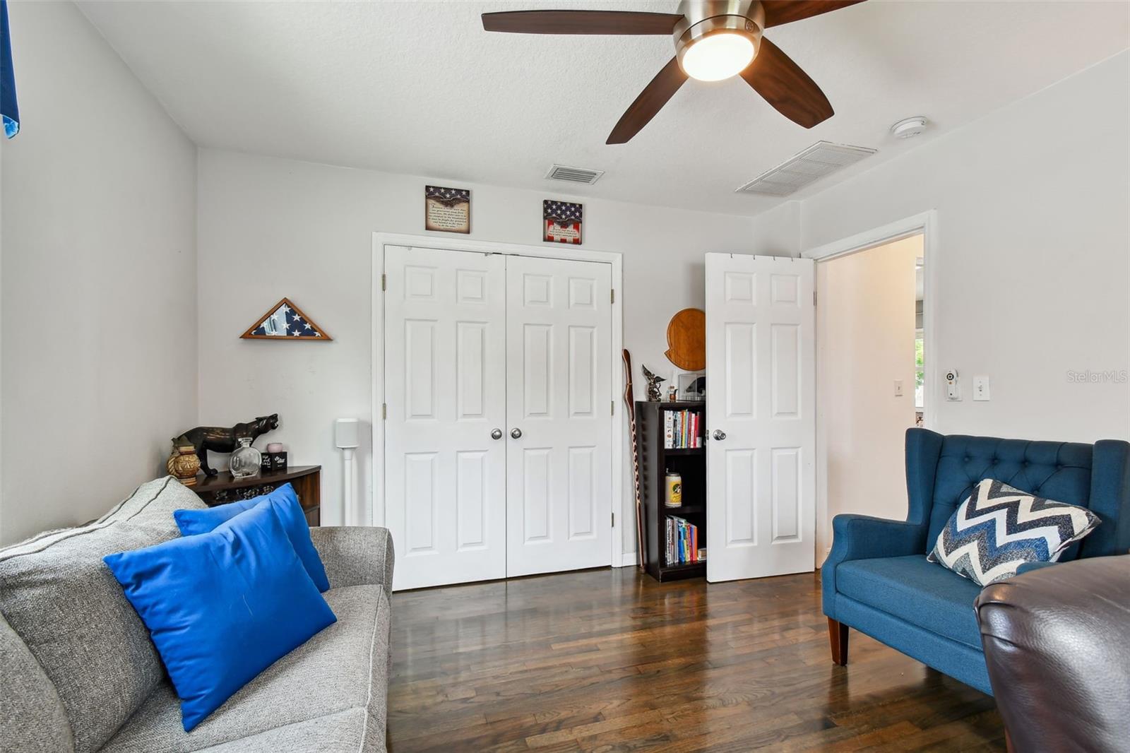 Image 23 of 39 For 5004 12th Avenue S