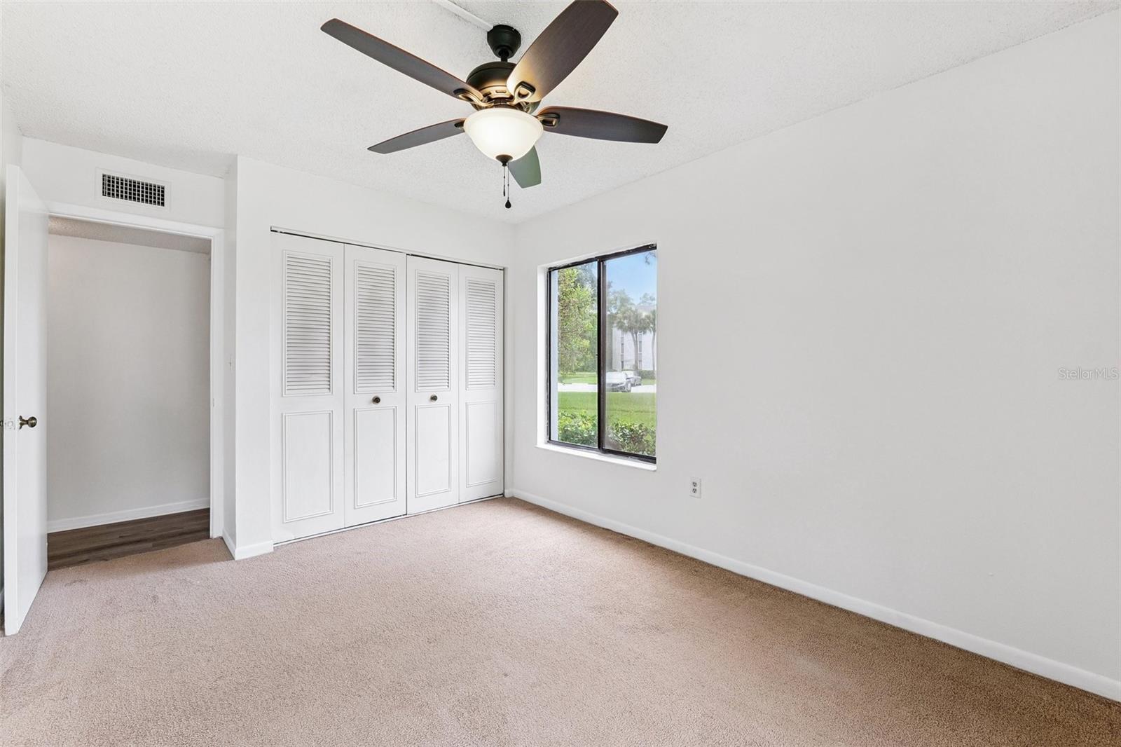 Image 14 of 27 For 1326 Pine Ridge Circle E A1