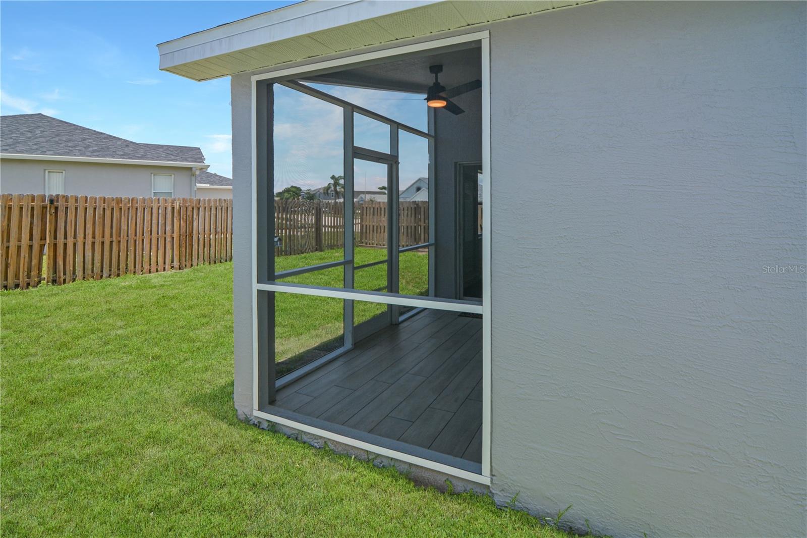 Image 17 of 89 For 8227 National Drive