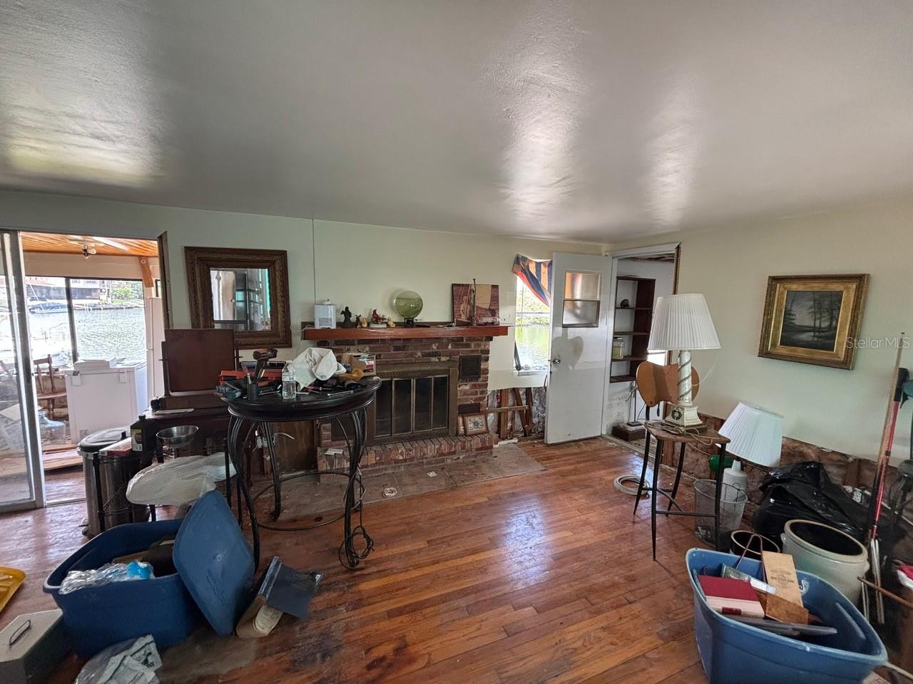 Image 16 of 23 For 4447 Bahama Drive