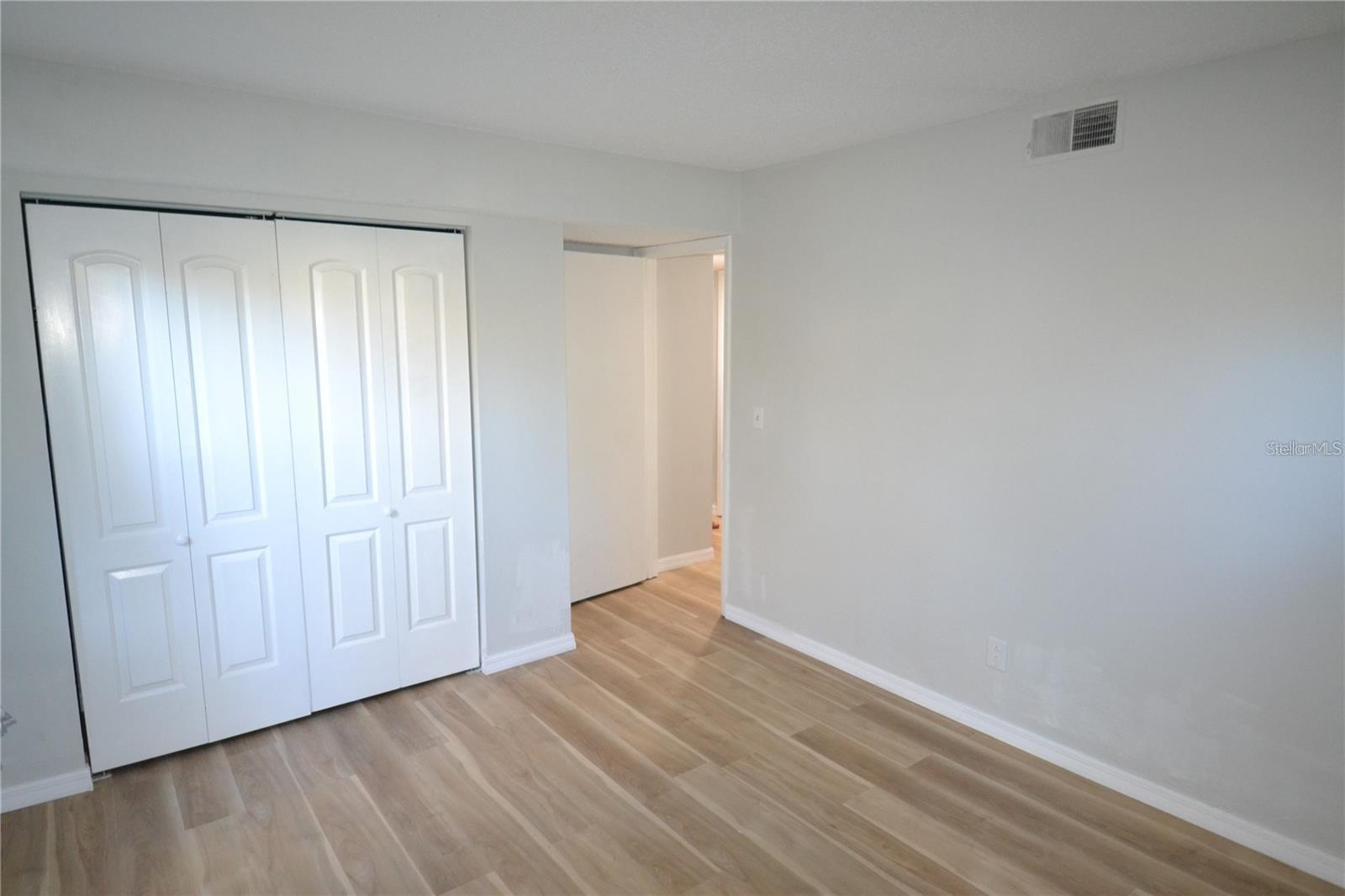 Image 23 of 63 For 3399 Mermoor Drive 110