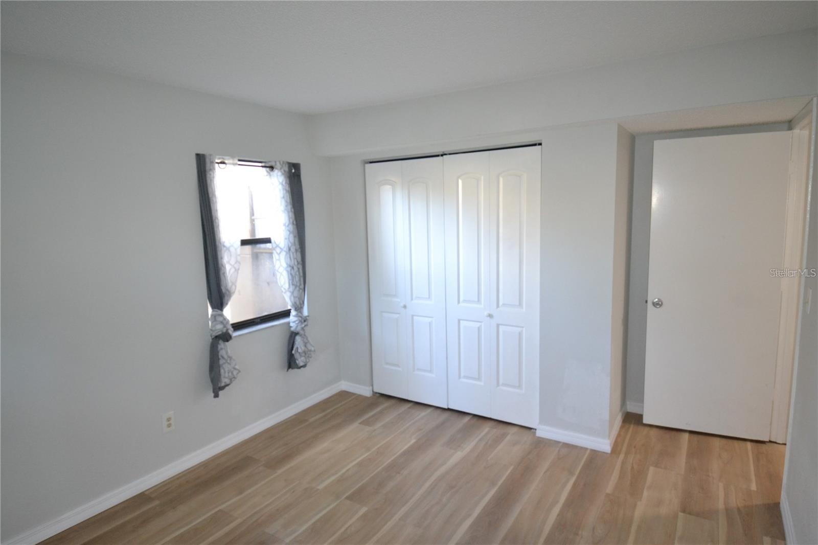 Image 24 of 63 For 3399 Mermoor Drive 110