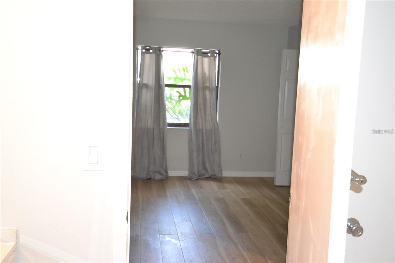 Image 28 of 63 For 3399 Mermoor Drive 110