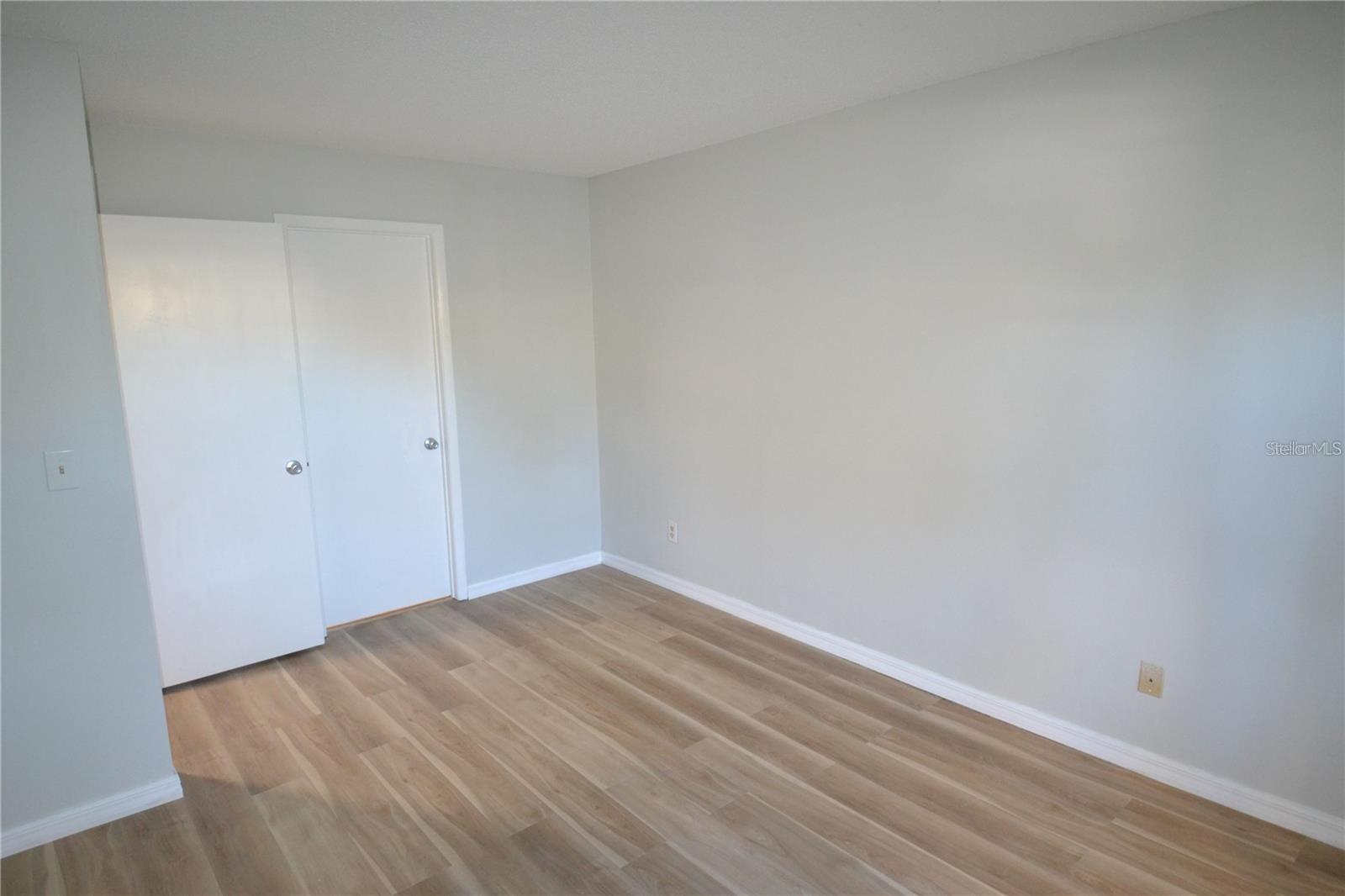 Image 36 of 63 For 3399 Mermoor Drive 110