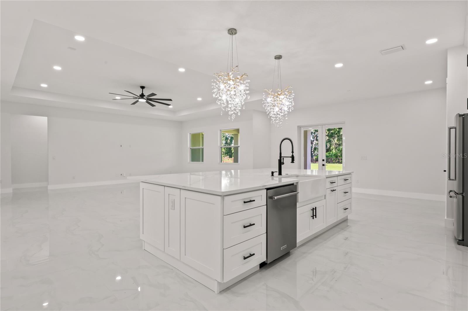 Listing photo id 15 for 14060 Sydney Road