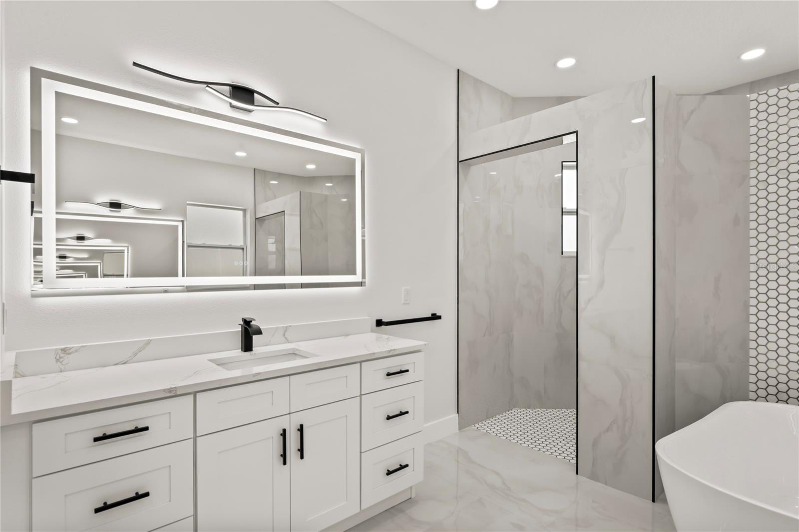 Listing photo id 35 for 14060 Sydney Road
