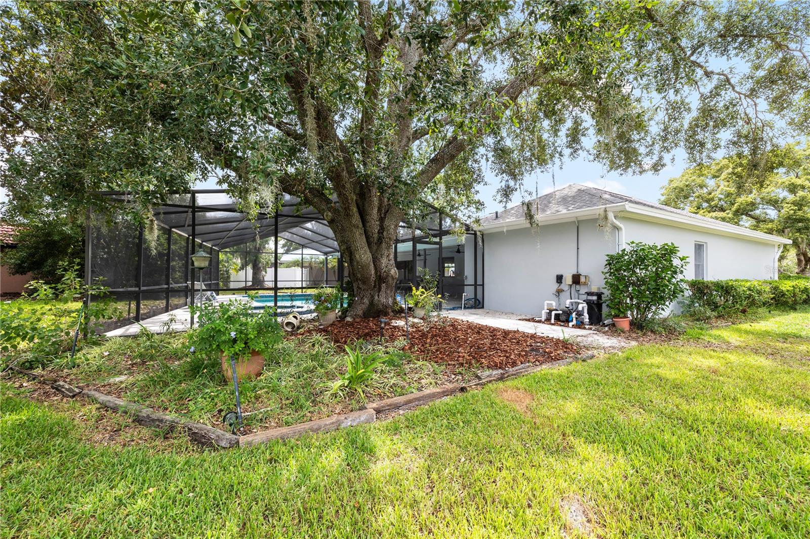 Image 31 of 37 For 9211 Cypresswood Circle