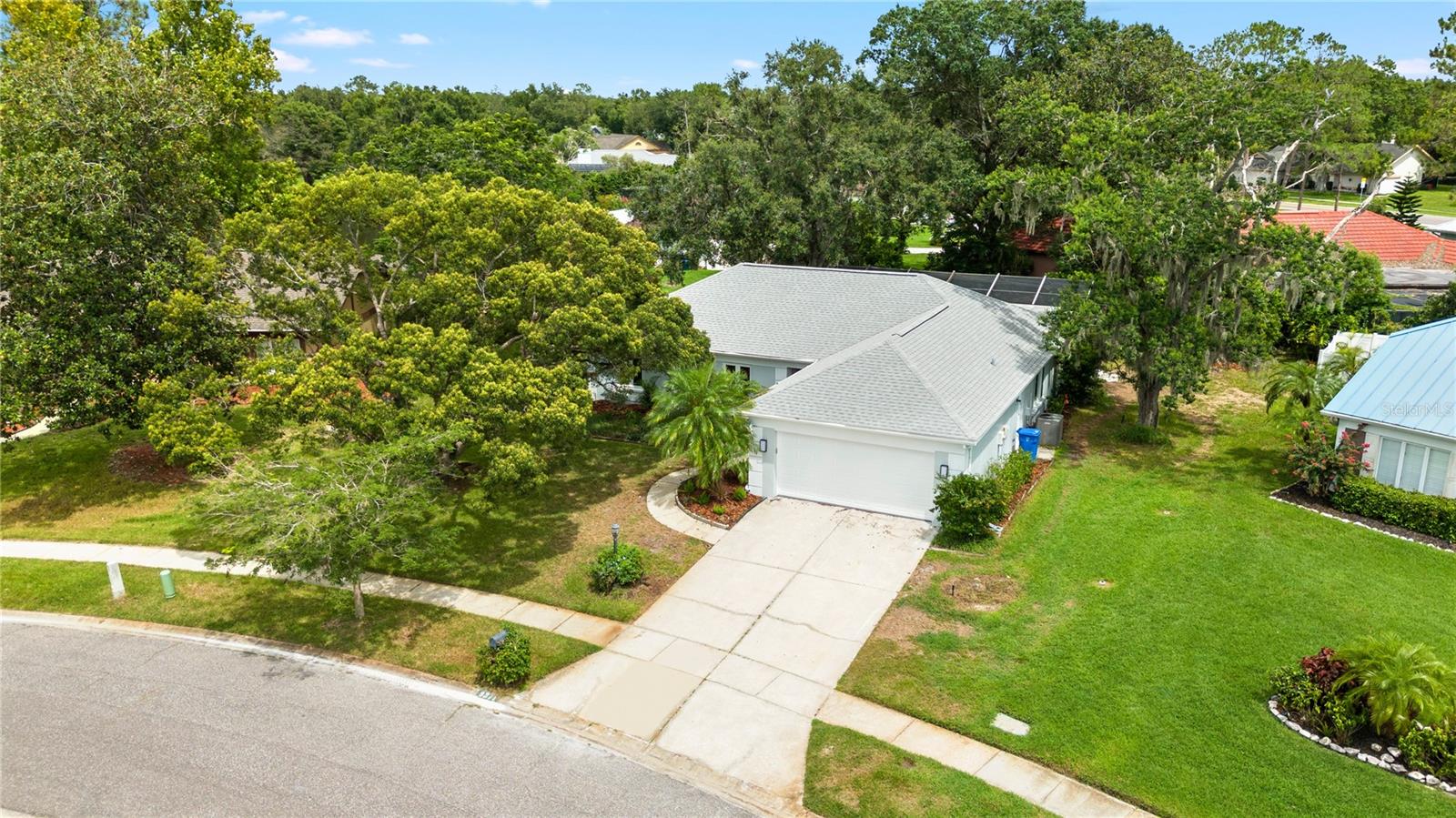 Image 33 of 37 For 9211 Cypresswood Circle