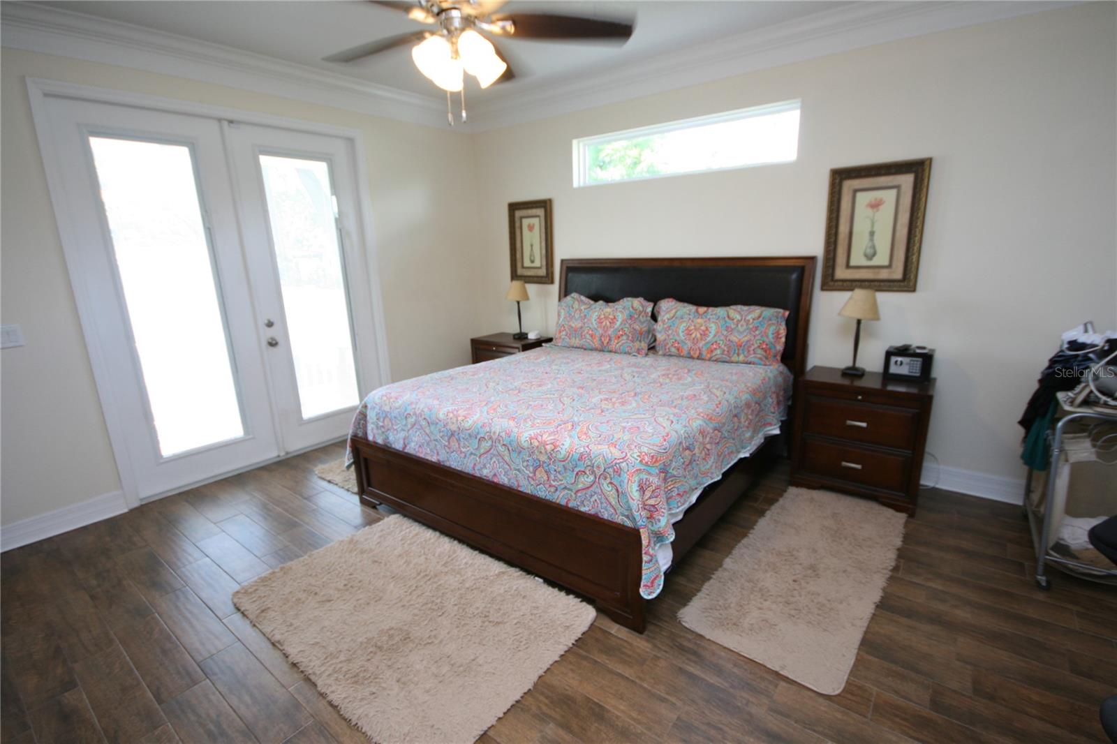Listing photo id 27 for 3623 Omar Avenue