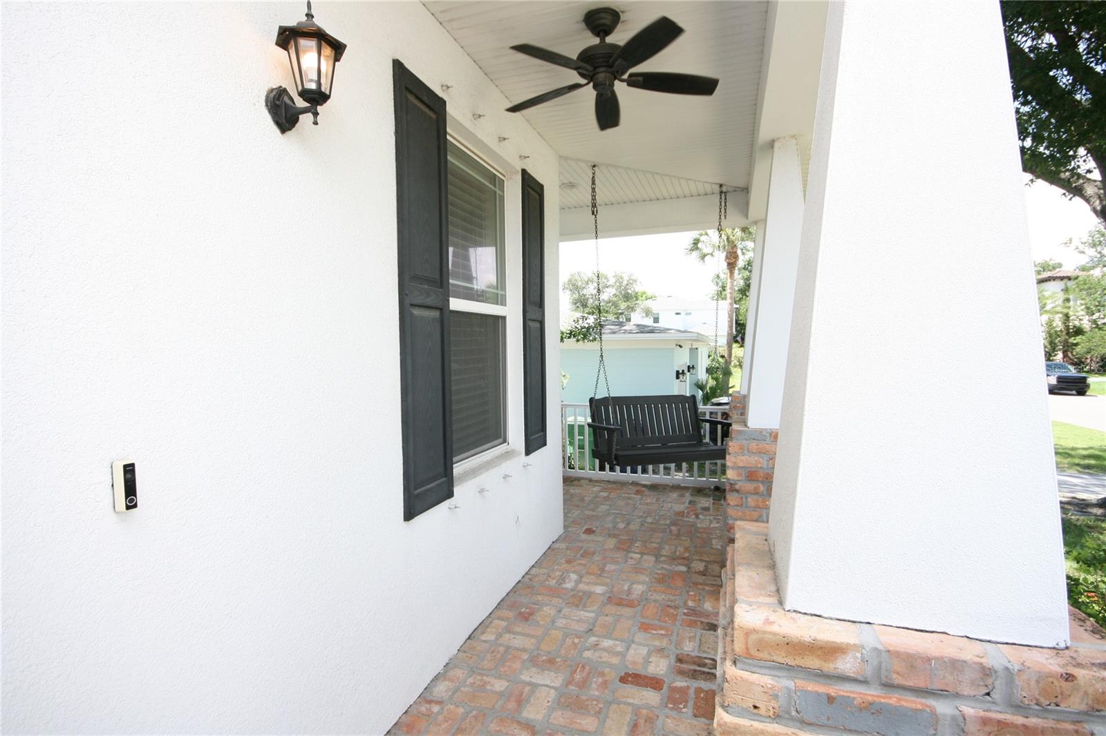 Listing photo id 3 for 3623 Omar Avenue