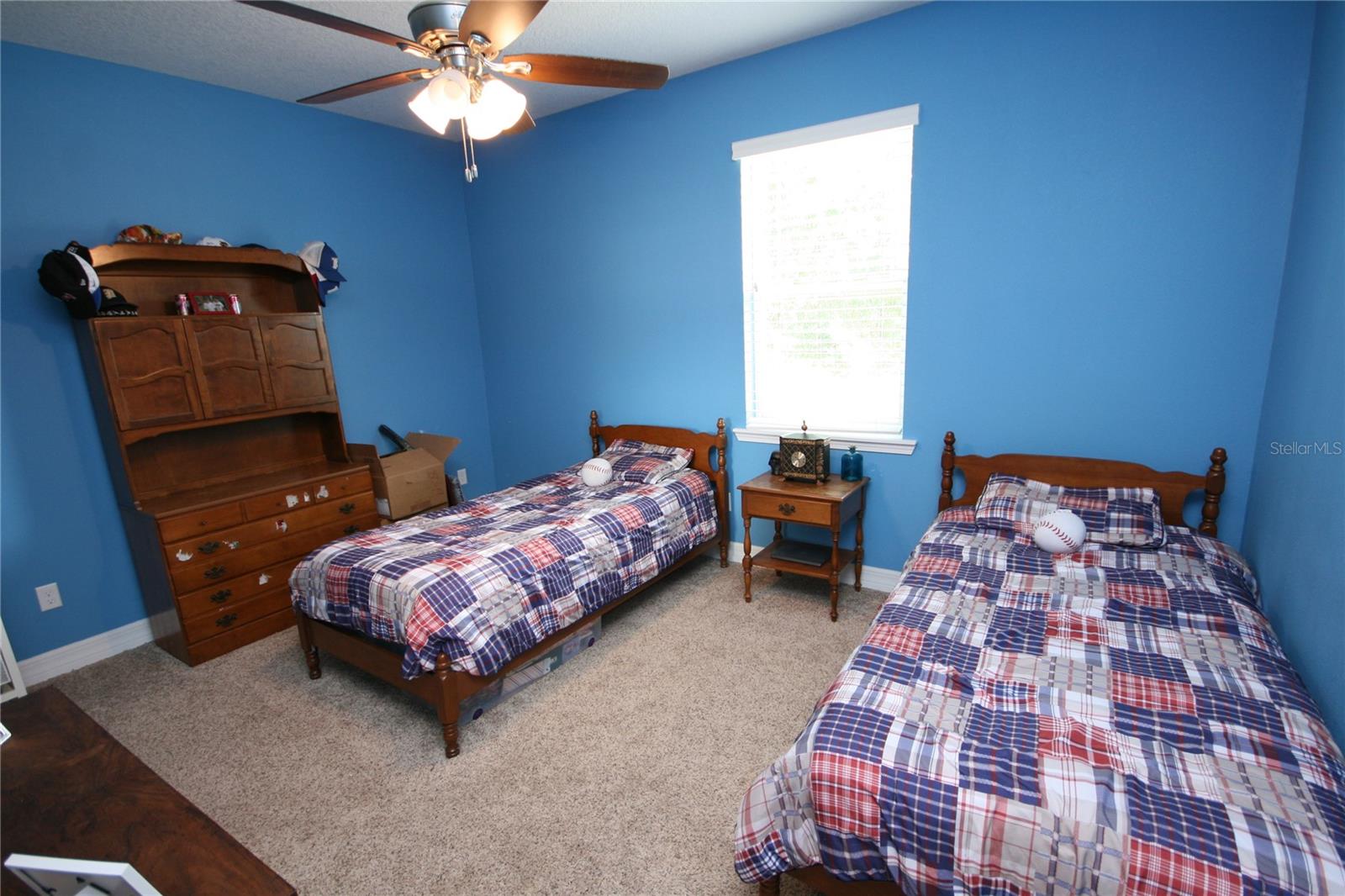 Listing photo id 51 for 3623 Omar Avenue