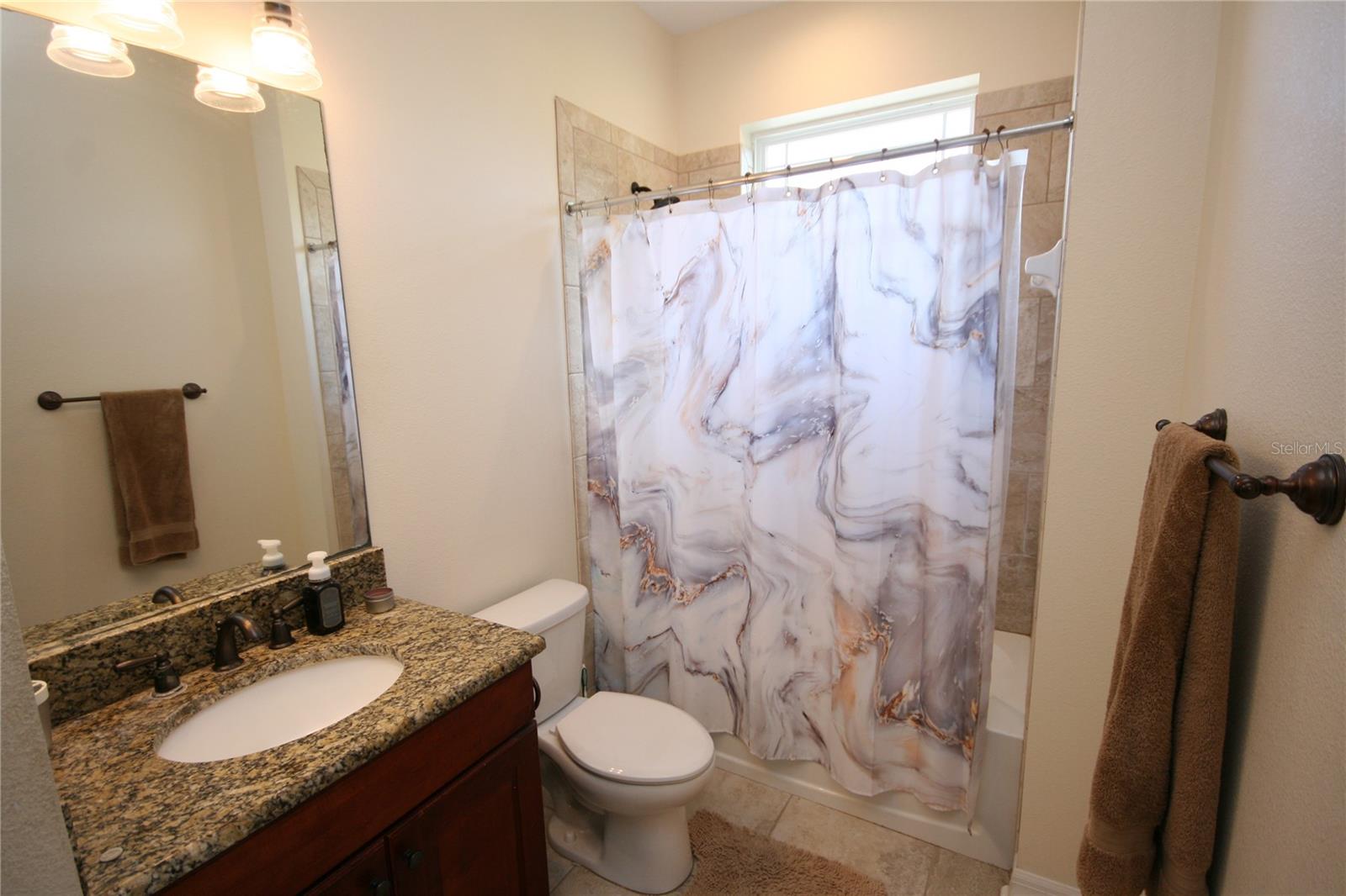 Listing photo id 54 for 3623 Omar Avenue