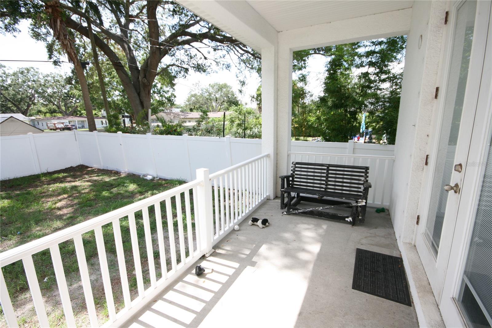 Listing photo id 62 for 3623 Omar Avenue
