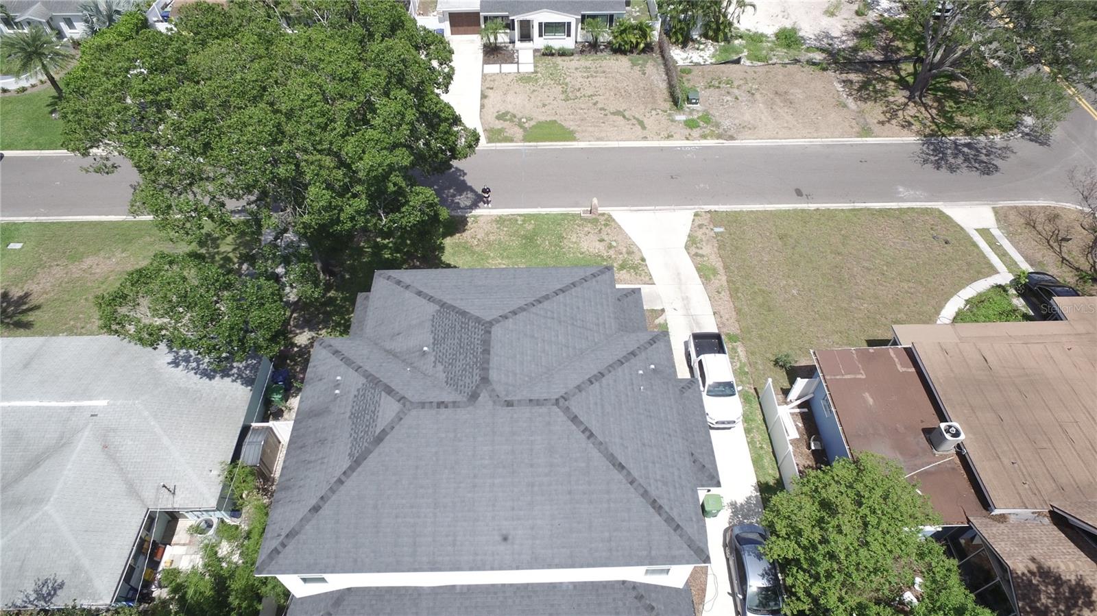 Listing photo id 69 for 3623 Omar Avenue