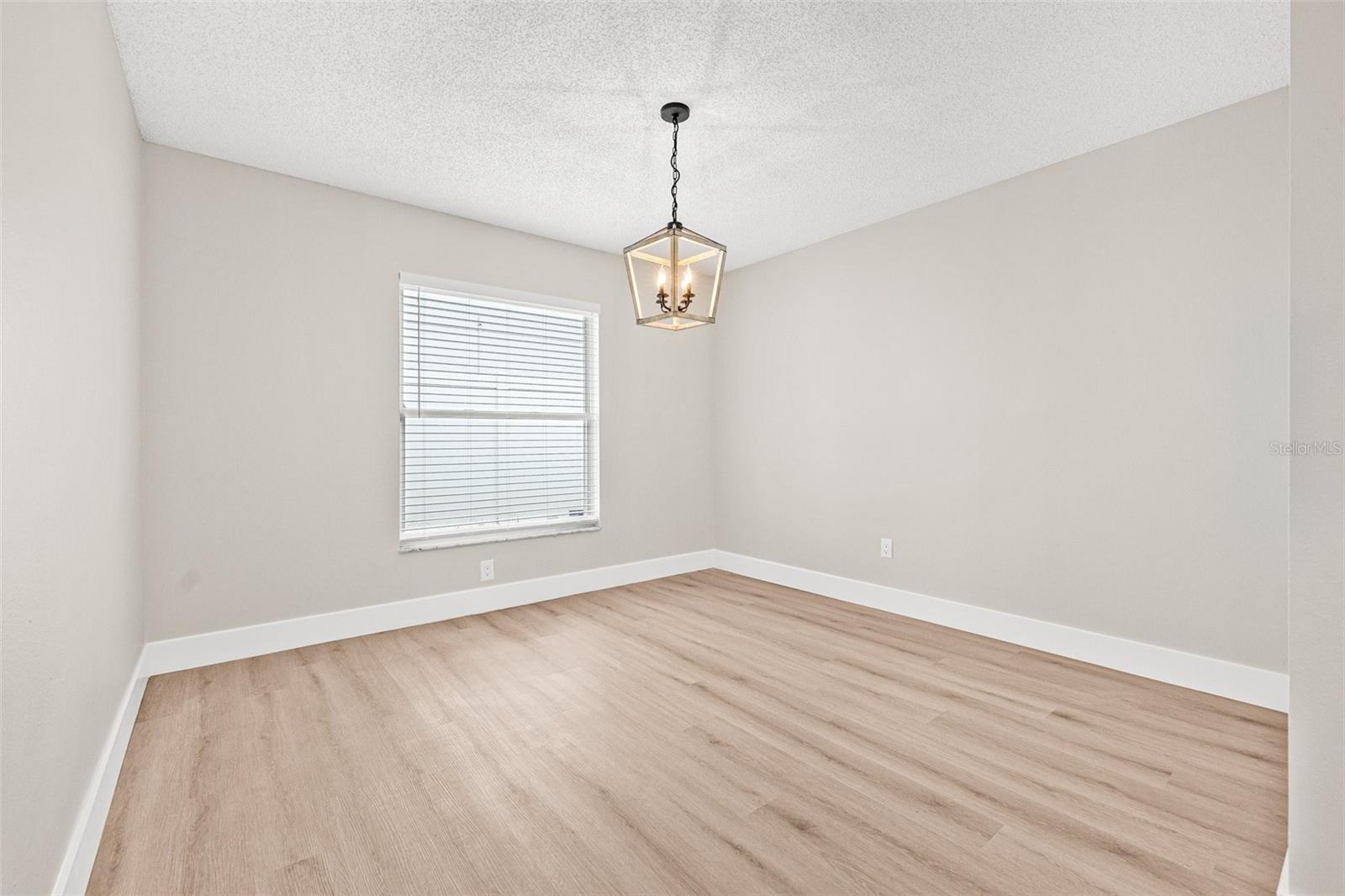 Image 22 of 34 For 2852 Wesleyan Drive