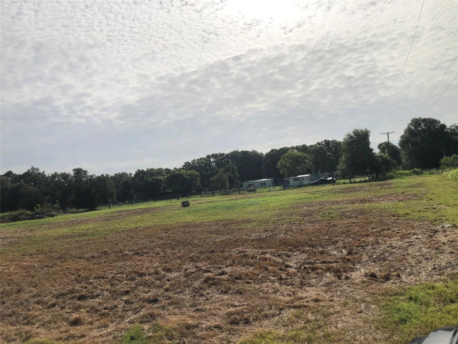 Listing photo id 1 for 2012 Engessor Road
