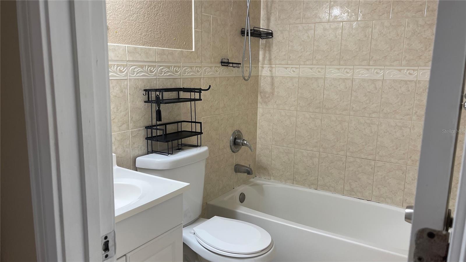 Image 7 of 15 For 7606 Pinery Way C