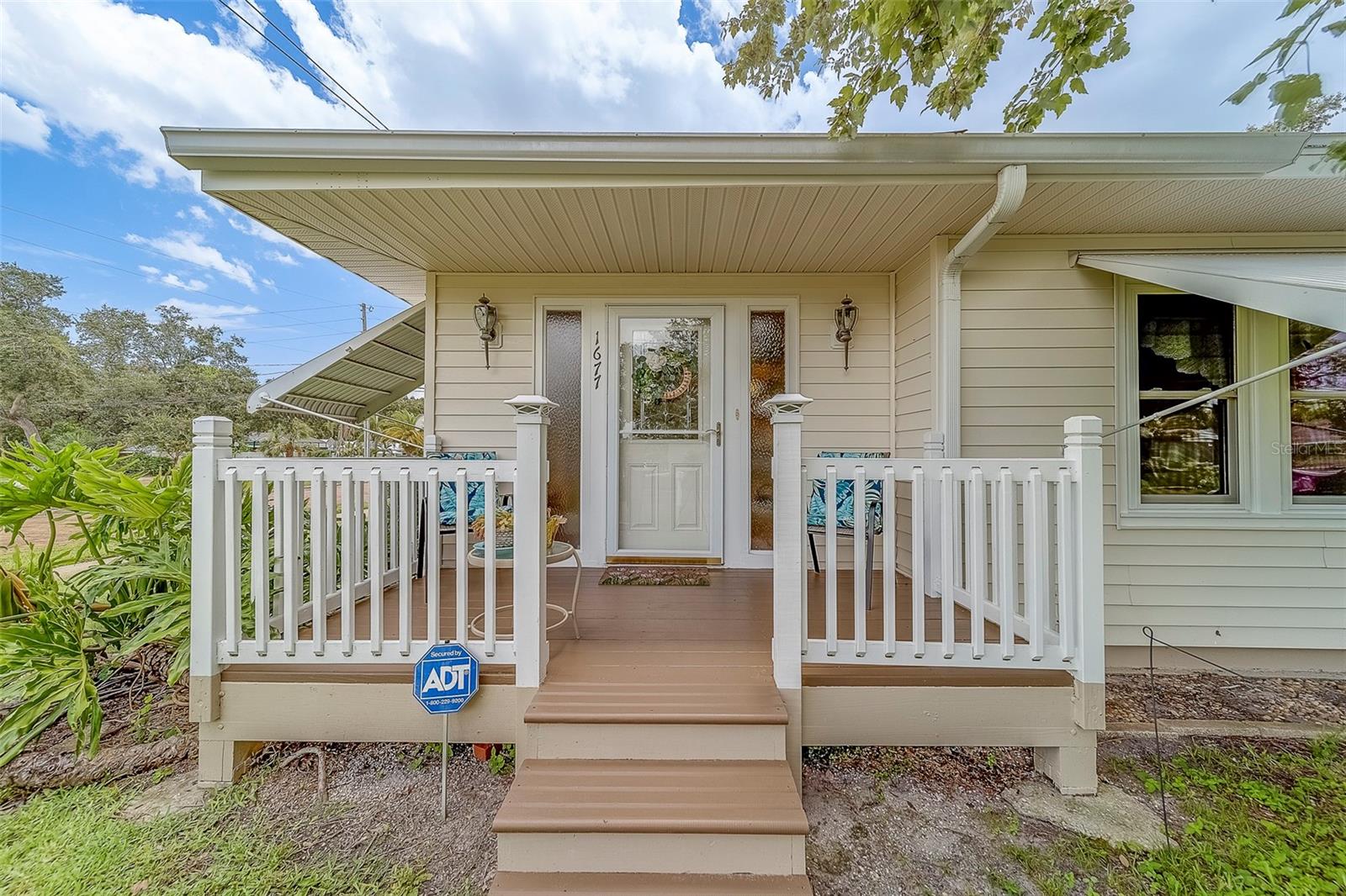 Image 4 of 76 For 1677 Pasadena Drive