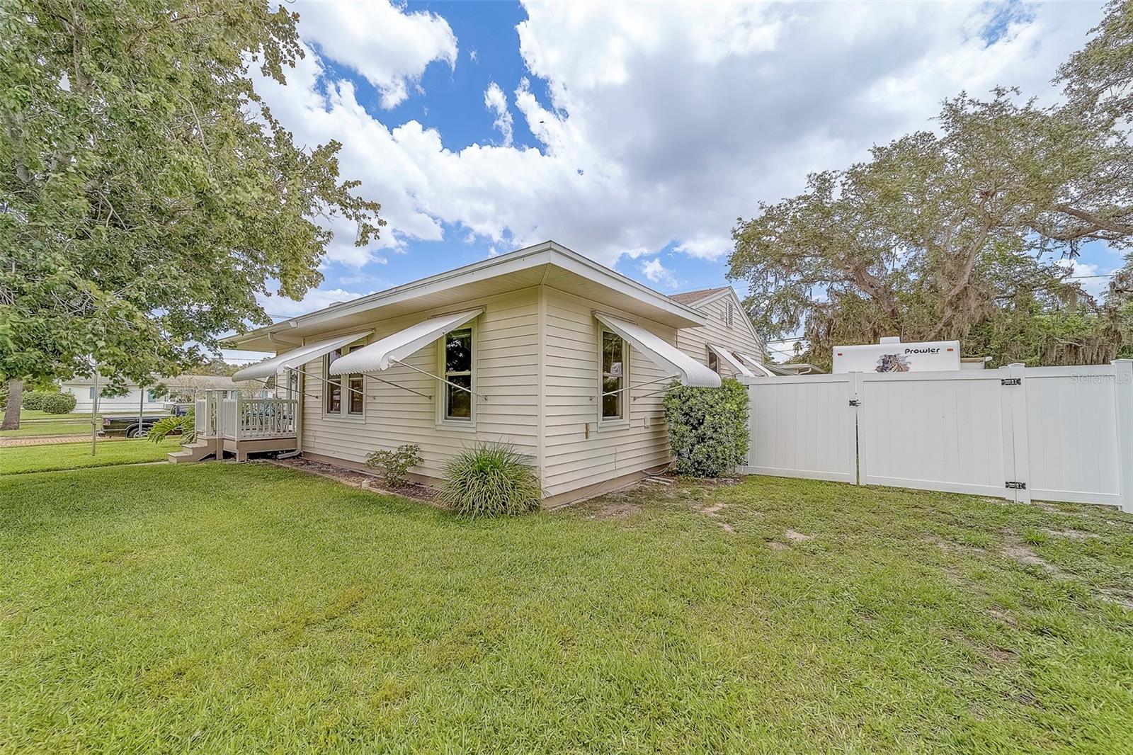 Image 47 of 76 For 1677 Pasadena Drive